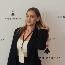 7EC033BF-60A3-4794-A0DE-DEE4CFBAF78B